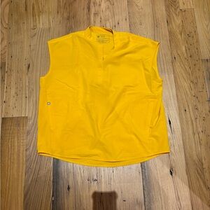 Figs Yellow Muscle Tee